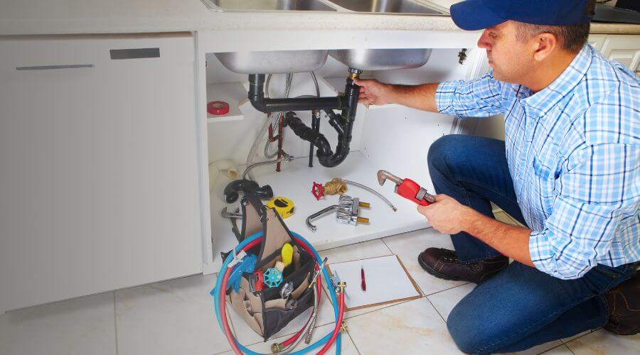 Expert burst pipe repair services in Saint Marys, OH